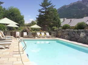 Inviting holiday home in Le Monêtier-les-Bains with sauna